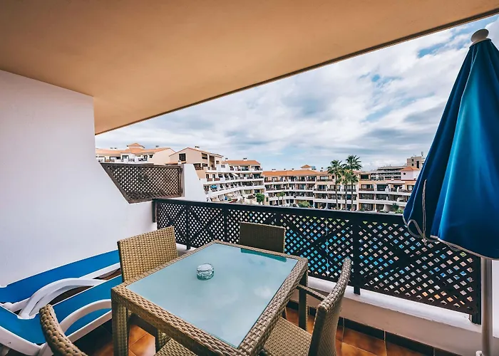 Albatros Golf Del Sur Tenerife מלון דירות