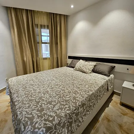 Albatros Golf Del Sur Tenerife Apartahotel